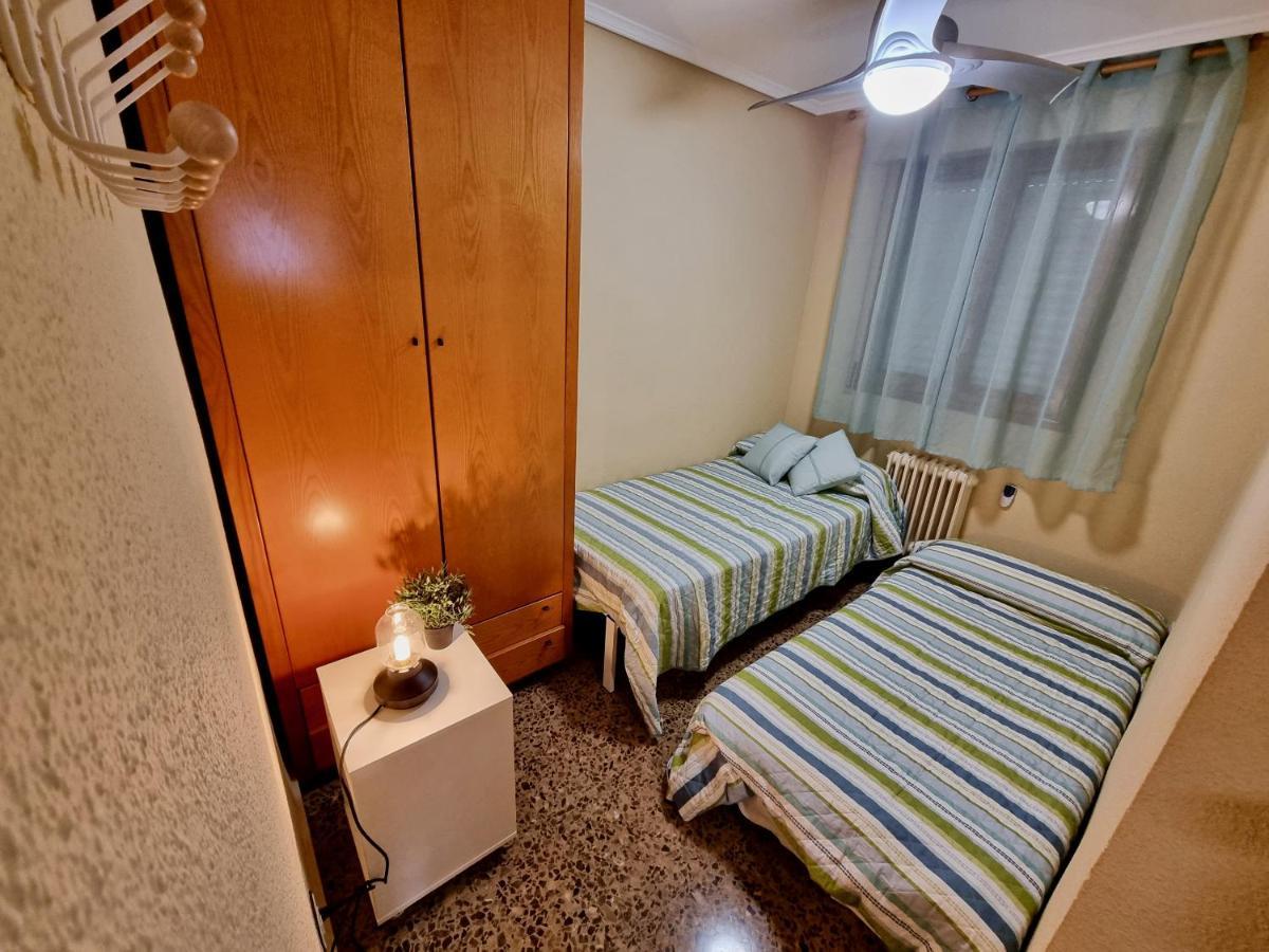 Apartamento Montse Zaragoza Bed and Breakfast Esterno foto